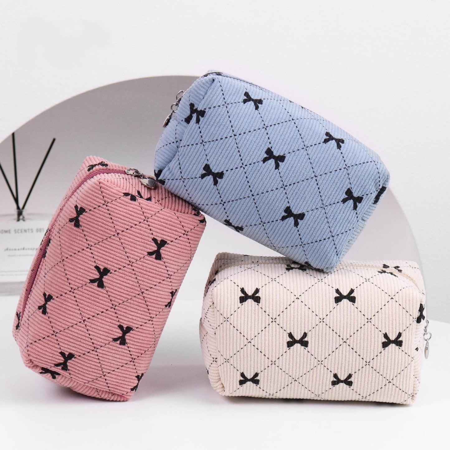 New Corduroy Bow-knot Home Fashion Large-capacity Makeup Bag