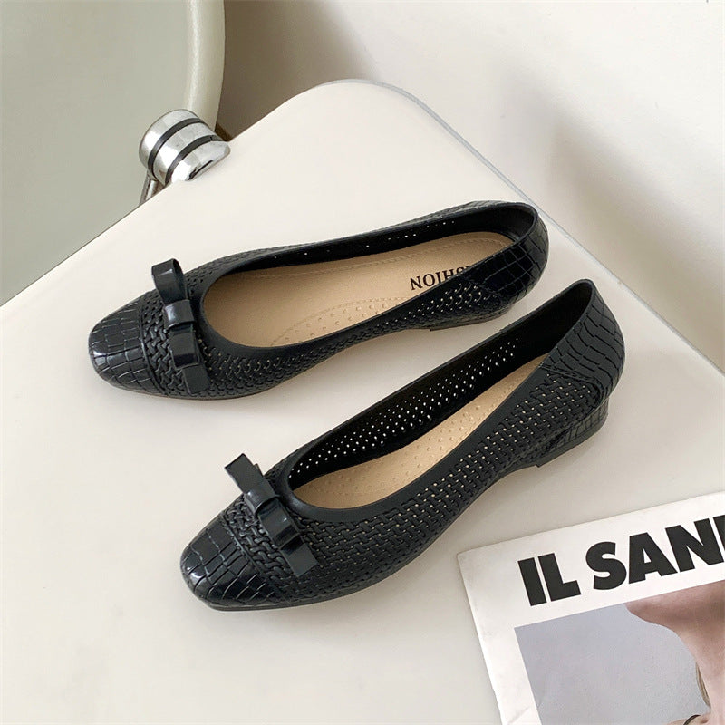 Womens Hollowed-Out Flat Sandals For Beach And Outdoor Wear Suitable For All Seasons