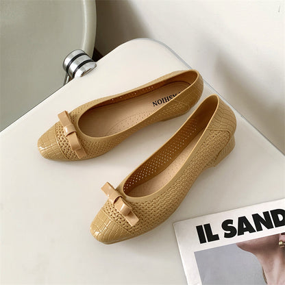 Womens Hollowed-Out Flat Sandals For Beach And Outdoor Wear Suitable For All Seasons